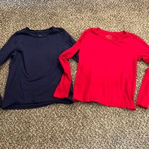 🦄 bundle of 2 long sleeve solid tops